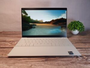 Dell XPS 13 Plus 9320 un laptop che si fa notare !