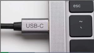 Littelfuse svela il nuovo circuito di protezione eFuse LS05006VPQ33 per porte USB-C