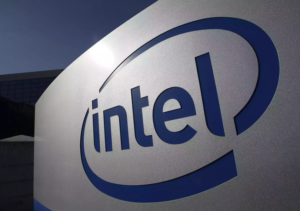 Intel presenta substrati in vetro all’avanguardia per soddisfare la domanda di calcolo più potente Intel